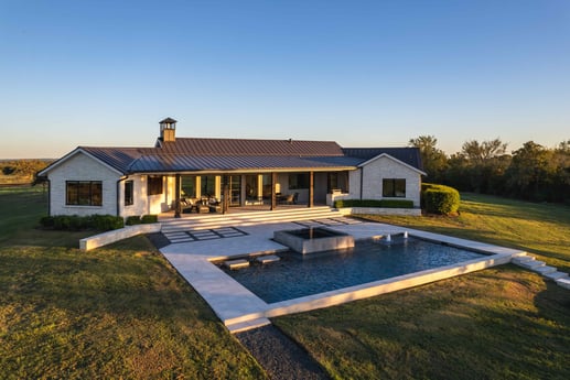 Modern front view of central Texas house with pool | J Bryant Boyd